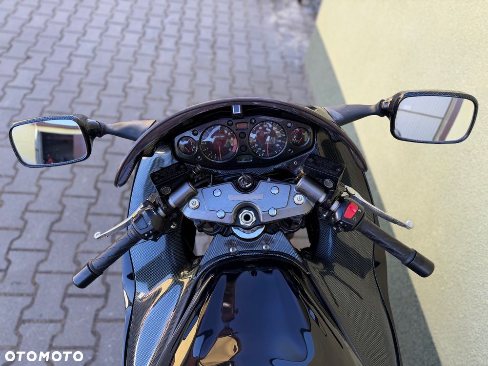 Suzuki Hayabusa - 36