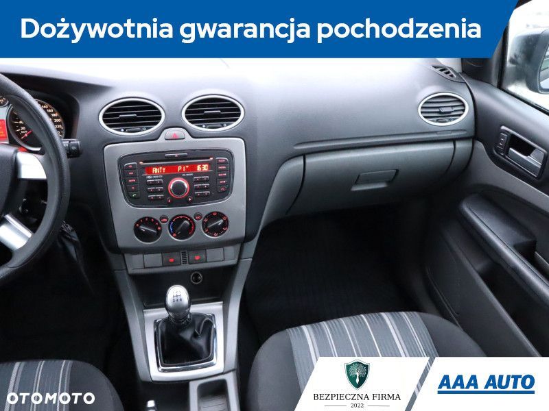 Ford Focus - 10