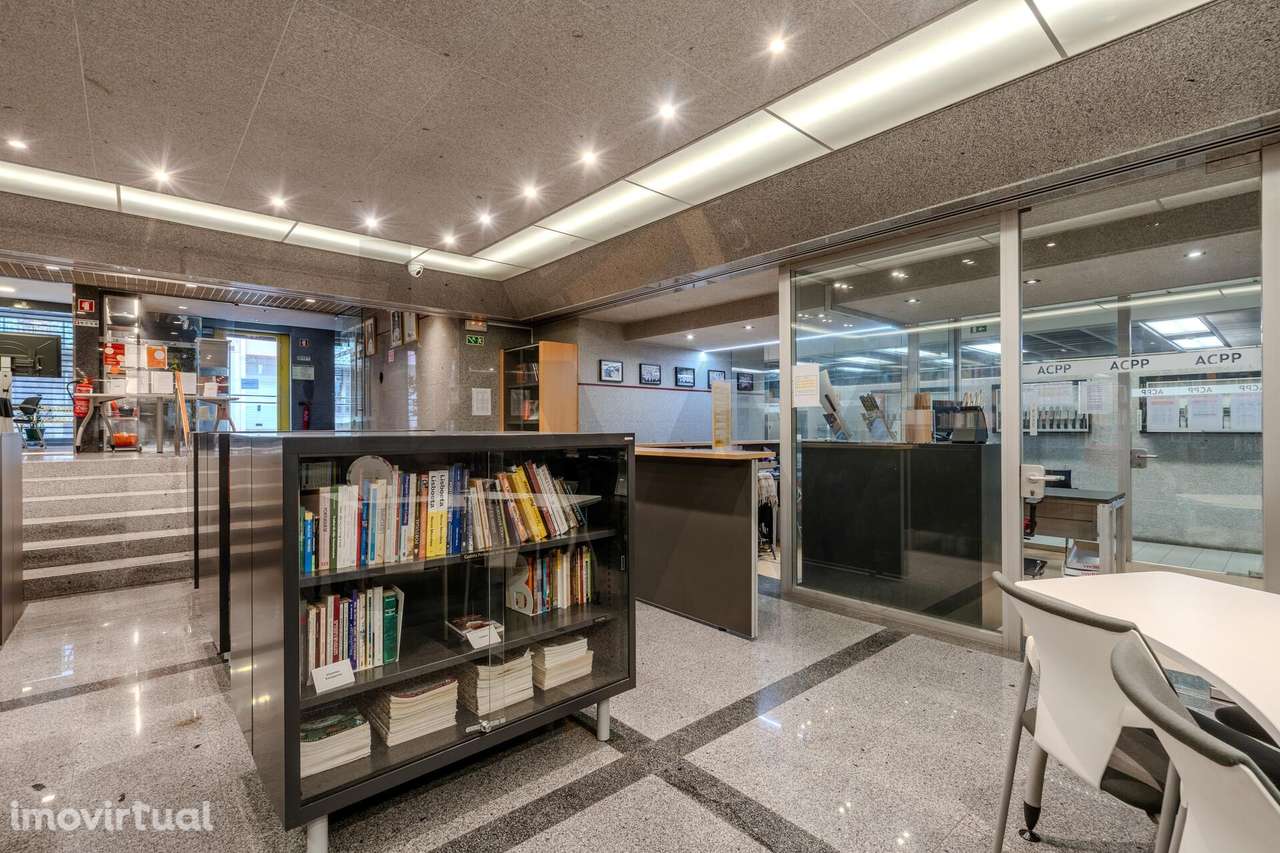 Ativo Imobiliário I Espaço Comercial I Único I Versátil I Venda I Lapa - Grande imagem: 5/58