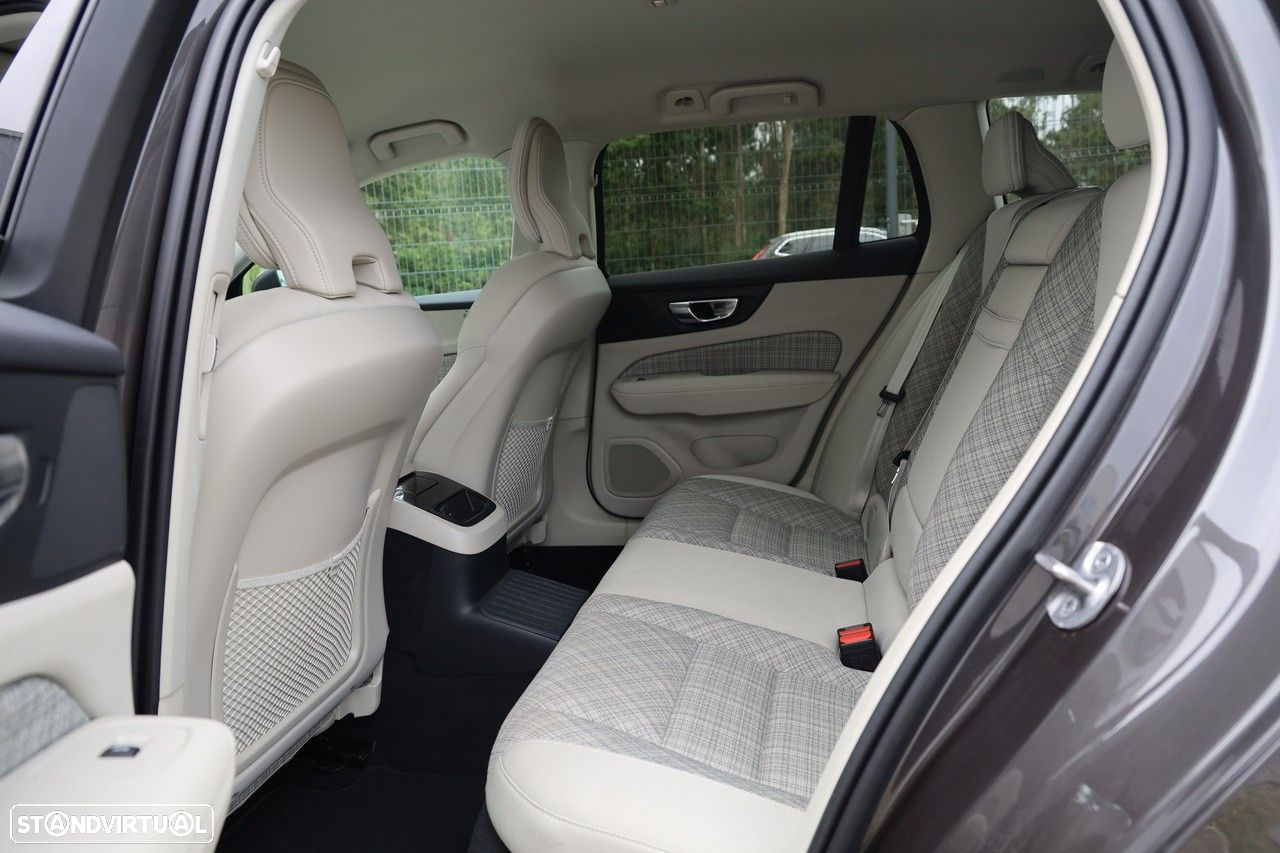 Volvo V60 2.0 T6 AWD TE Core - 13