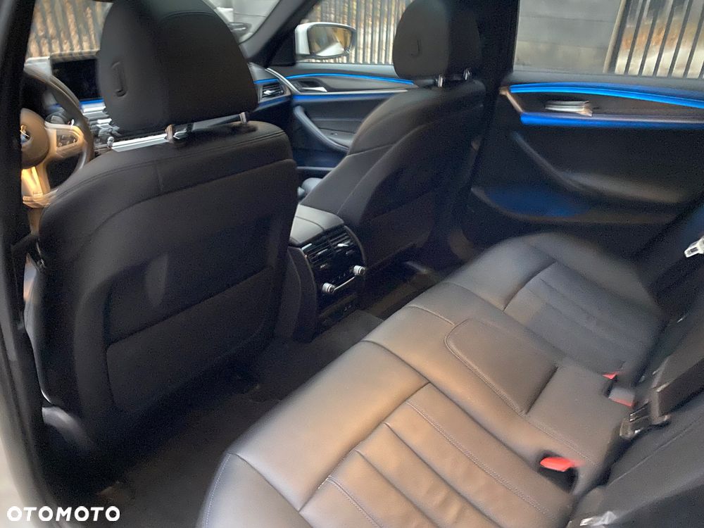 BMW Seria 5 - 12