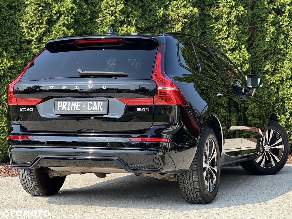 Volvo XC 60 B4 D AWD Plus Dark - 6