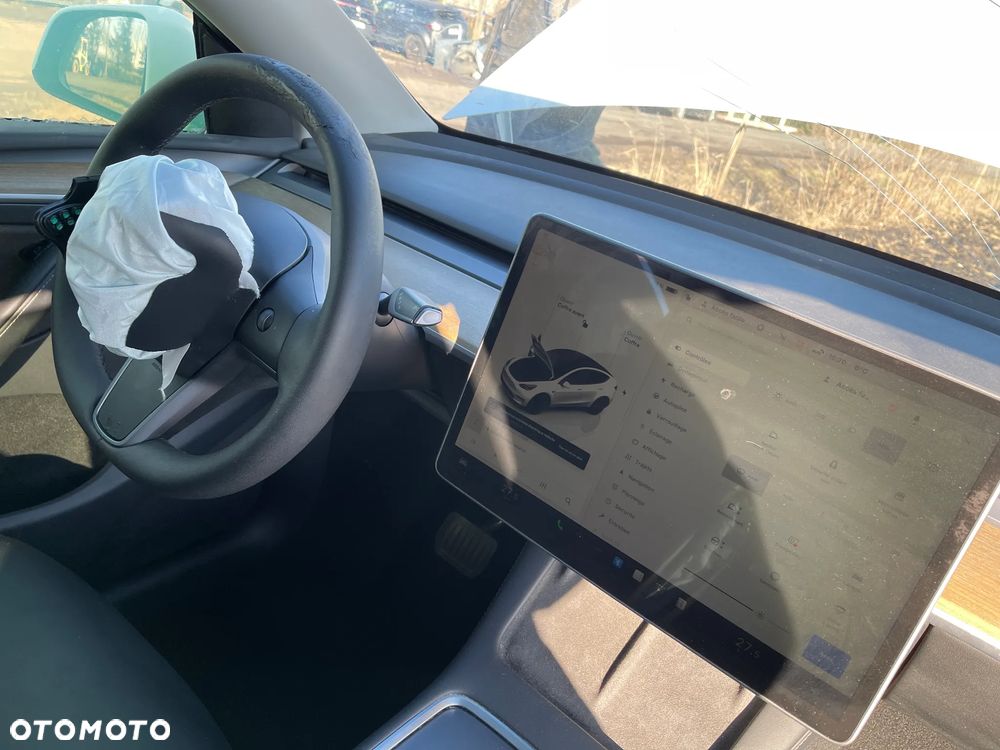 Tesla Model Y Standard - 15