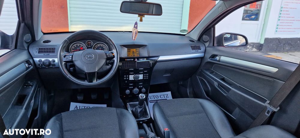 Opel Astra 1.6 Essentia - 11
