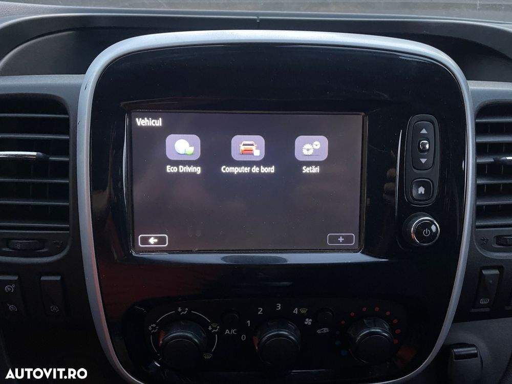 Opel Vivaro - 40