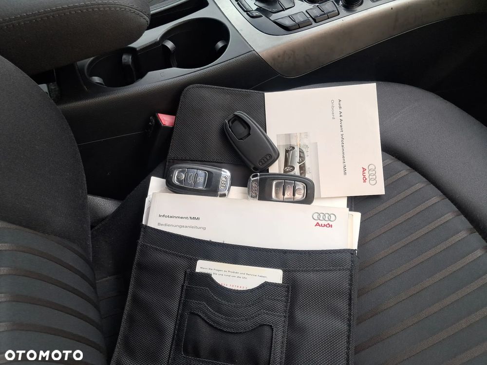 Audi A4 Avant 2.0 TDI - 19