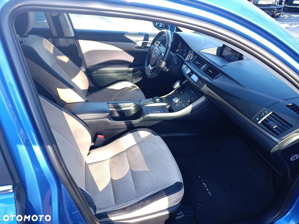 Lexus CT 200h Elegance EU6 - 21