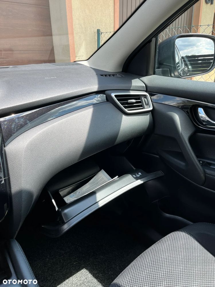 Nissan Qashqai - 16