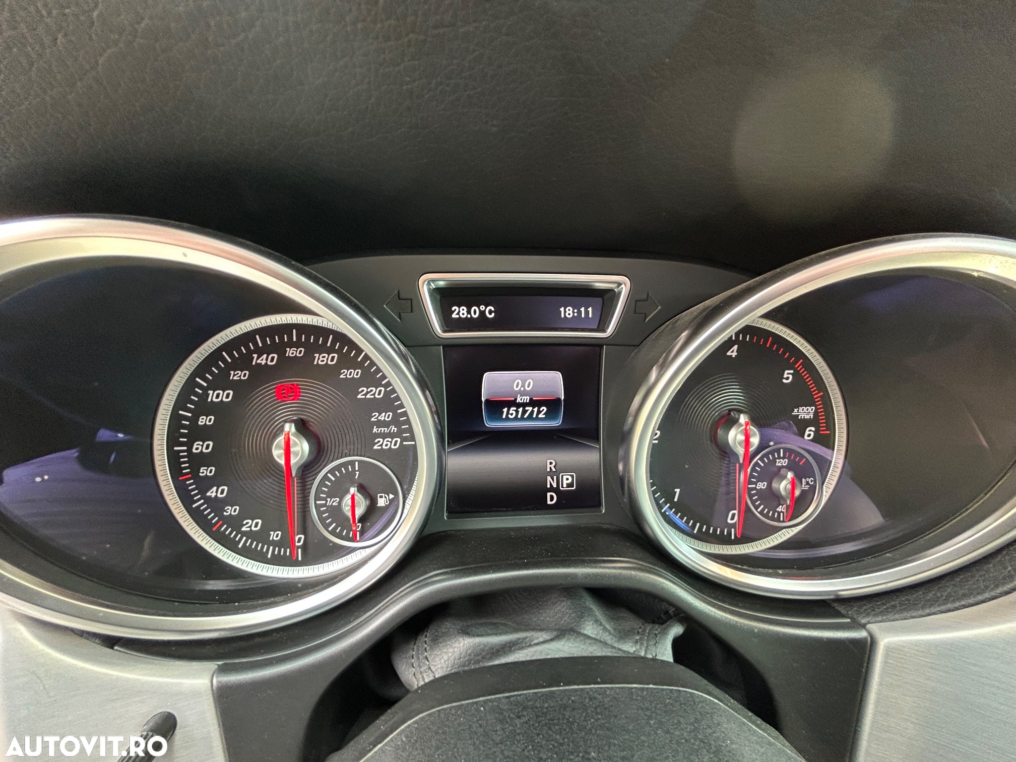 Mercedes-Benz GLE 250 d 4MATIC - 12