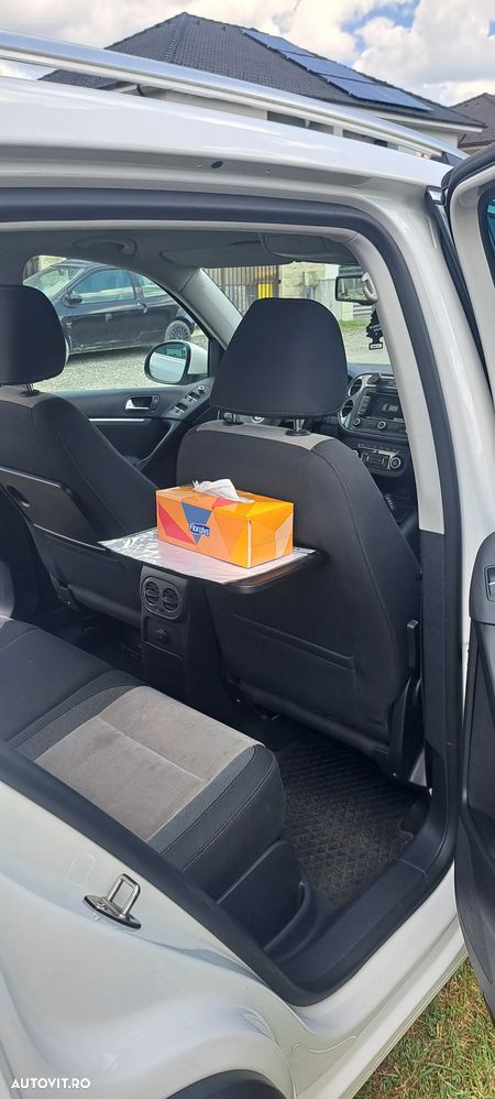 Volkswagen Tiguan - 10
