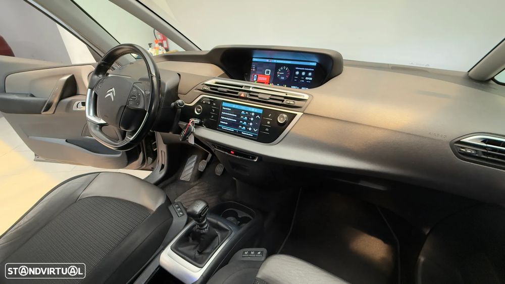 Citroën C4 Spacetourer PureTech 130 Stop&Start SHINE - 18