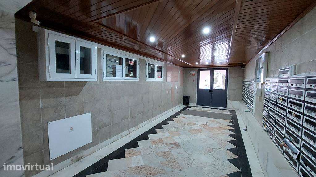 Apartamento em Sintra, Algueirão-Mem Martins - Grande imagem: 2/15