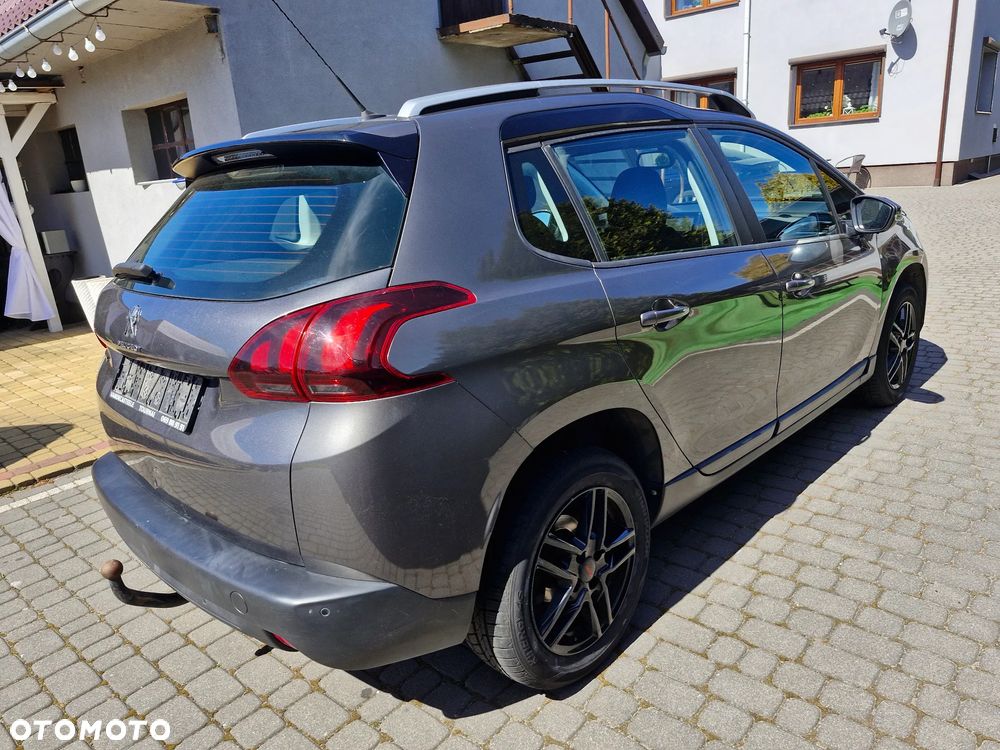 Peugeot 2008 e-HDi FAP 115 STOP & START Allure - 32