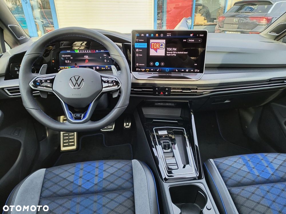 Volkswagen Golf - 14