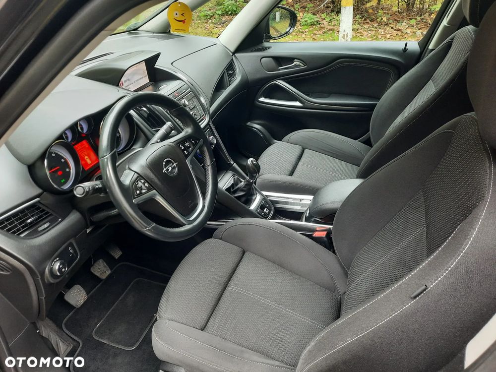 Opel Zafira - 17