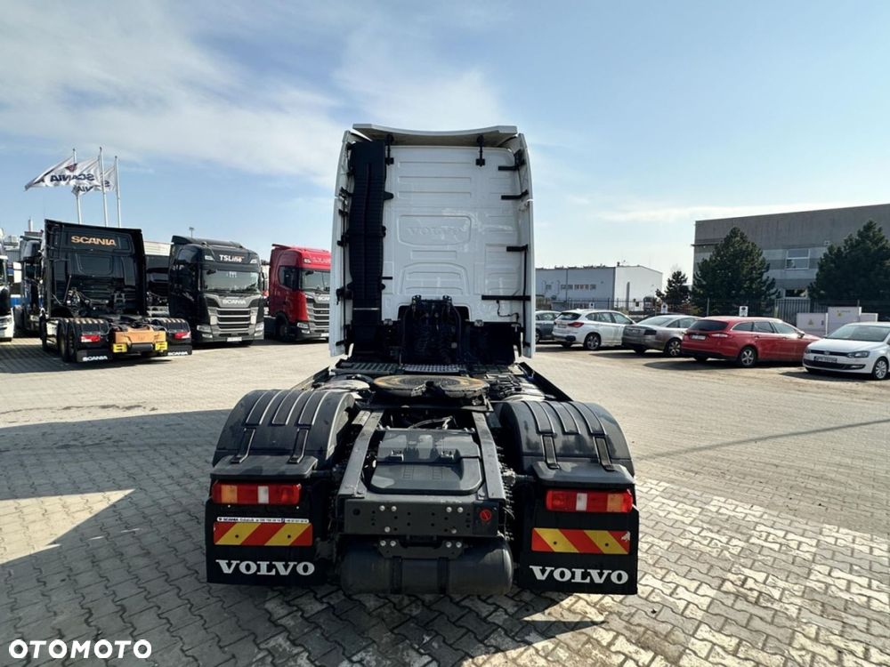 Volvo FH 4X2 460 Globetrotter XXL - 6