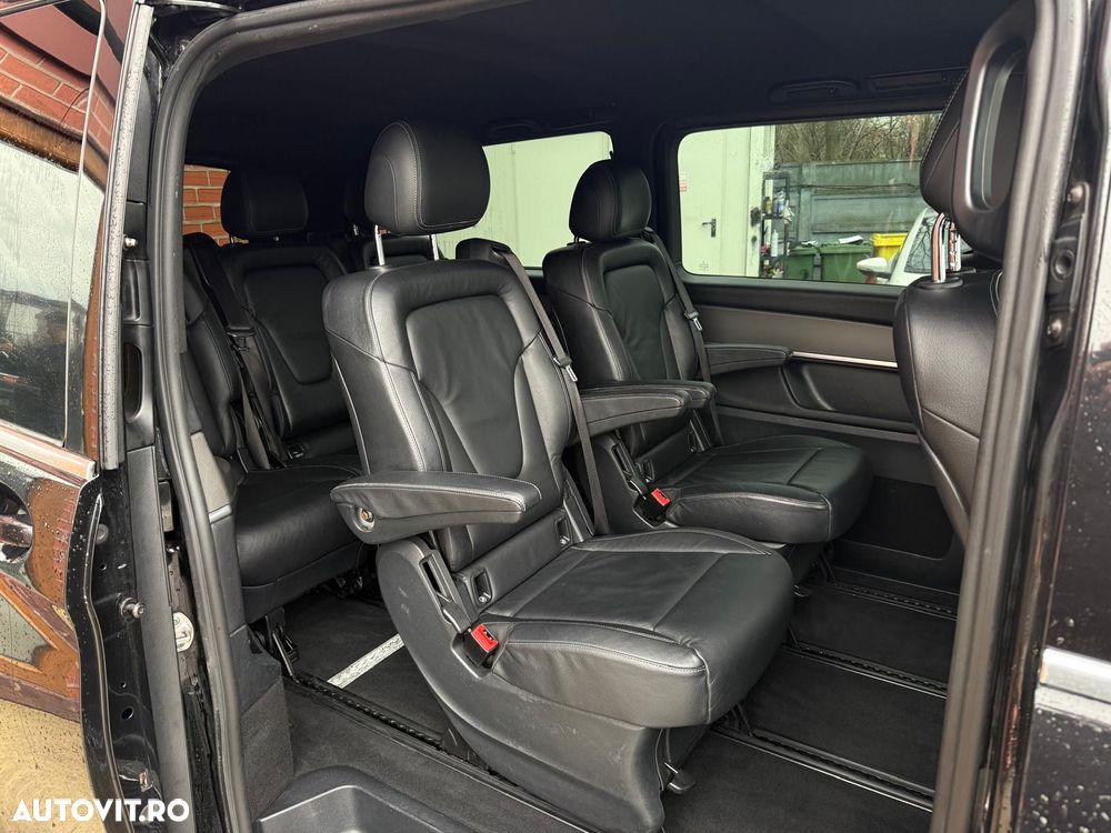 Mercedes-Benz V - 12