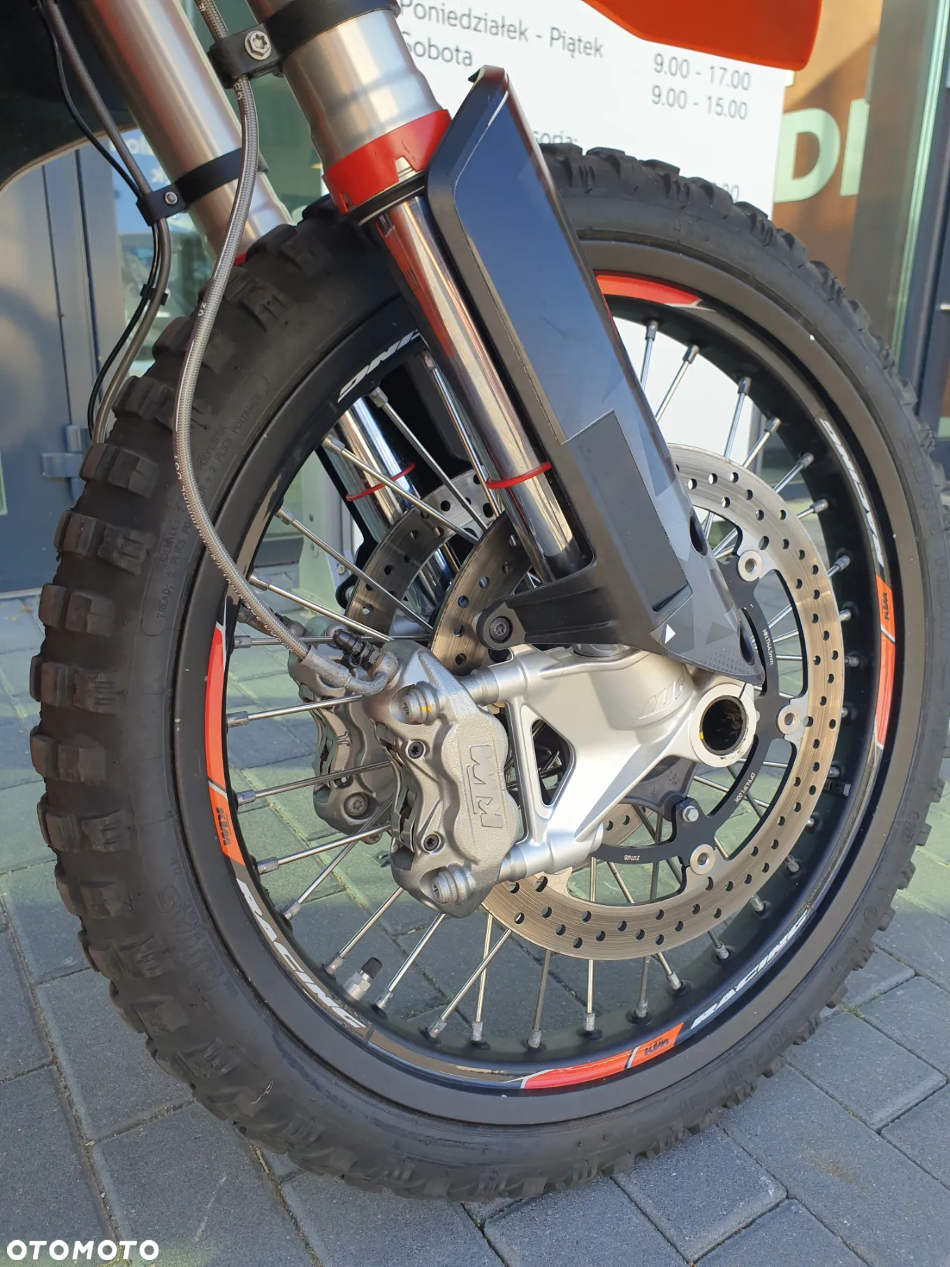 KTM Adventure - 11