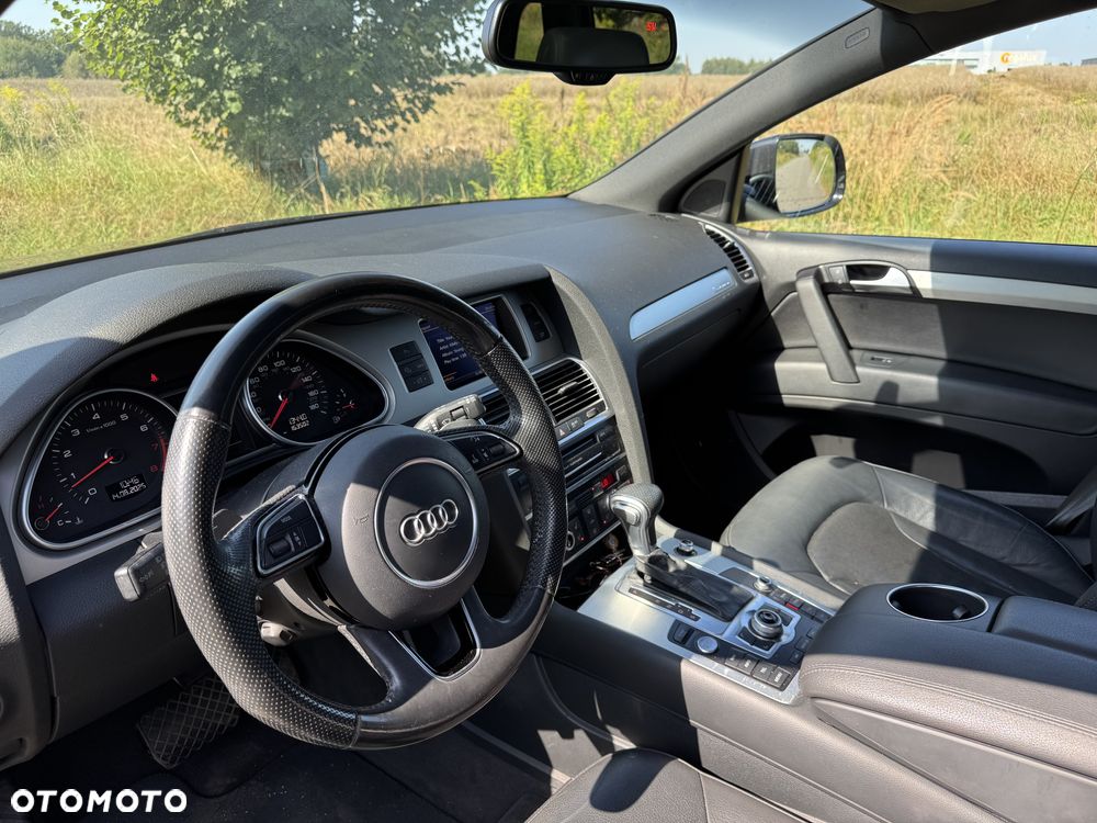 Audi Q7 3.0 TFSI Quattro Tiptronic - 12