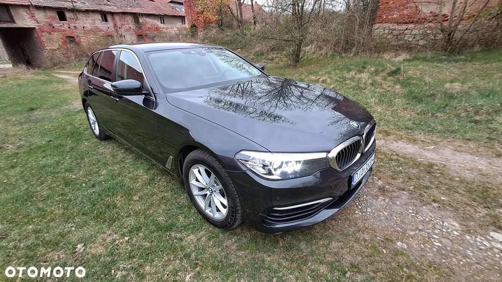 BMW Seria 5 520d M Sport Edition - 4