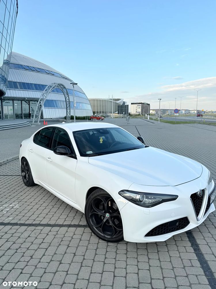 Alfa Romeo Giulia 2.0 Turbo Veloce - 9