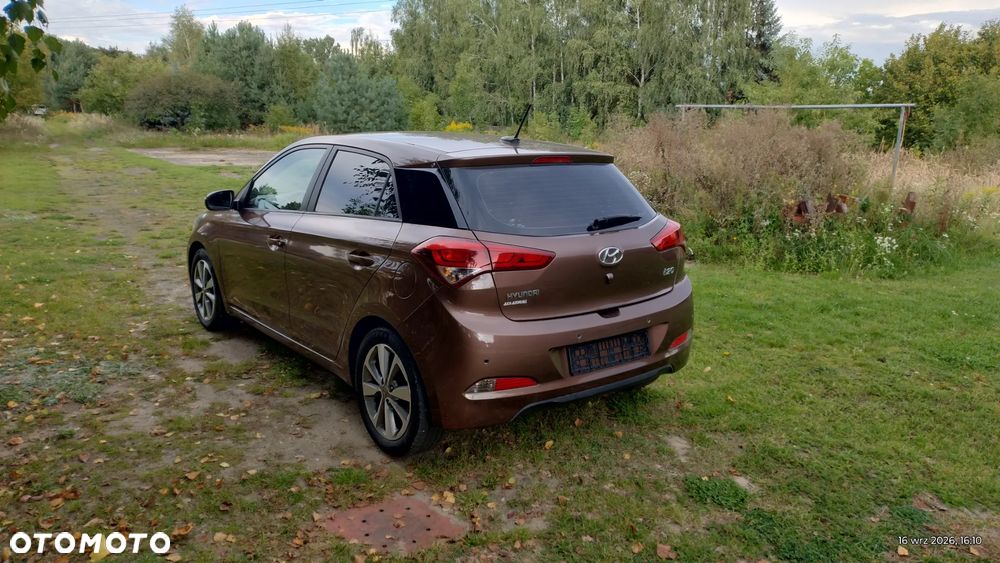 Hyundai i20 1.4 Comfort - 6