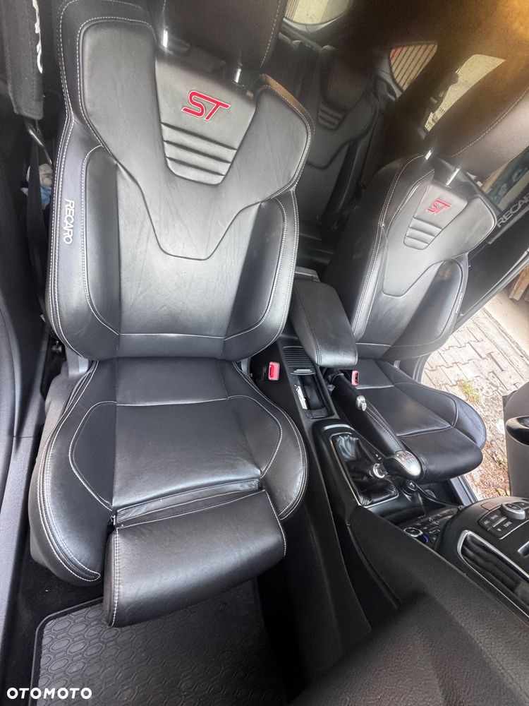 Ford Focus - 13