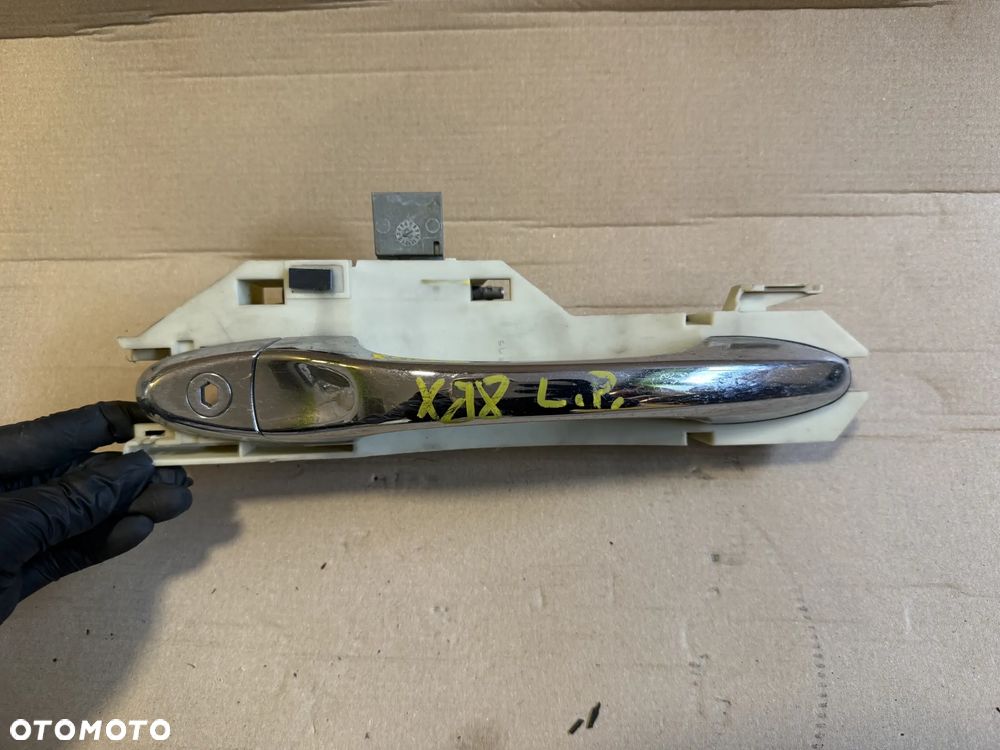 Klamka chrom lewa przednia Jaguar XJ 2007-09r lewy przód OE - 1