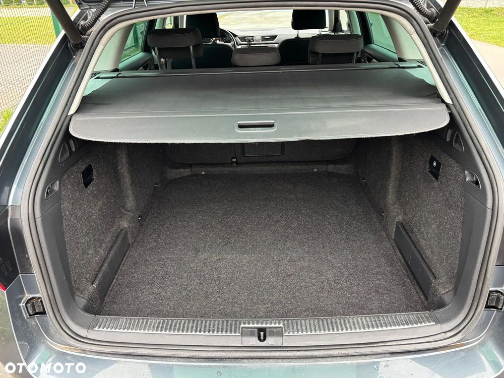 Skoda Superb 2.0 TDI Style DSG7 - 22