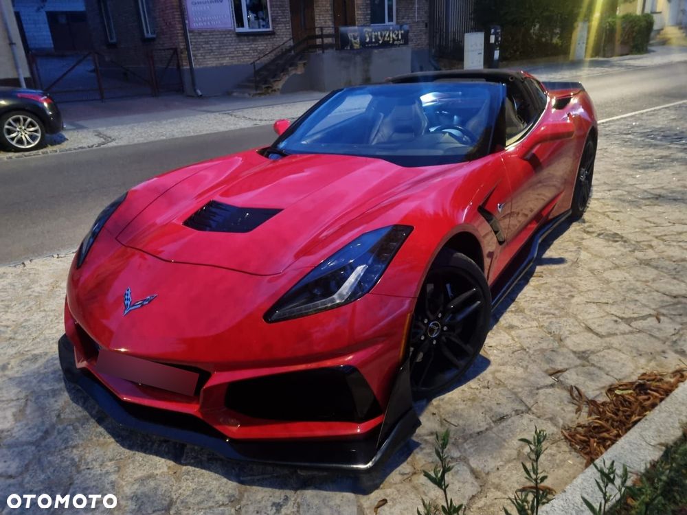 Chevrolet Corvette - 32