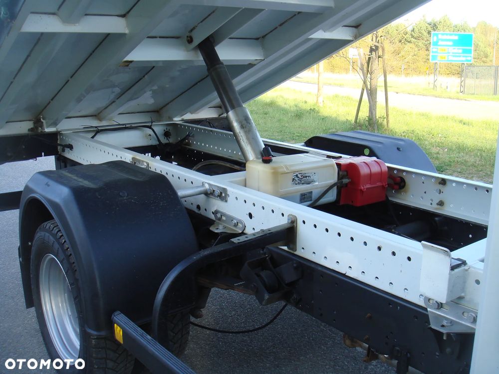 Iveco wywrotka kiper - 16