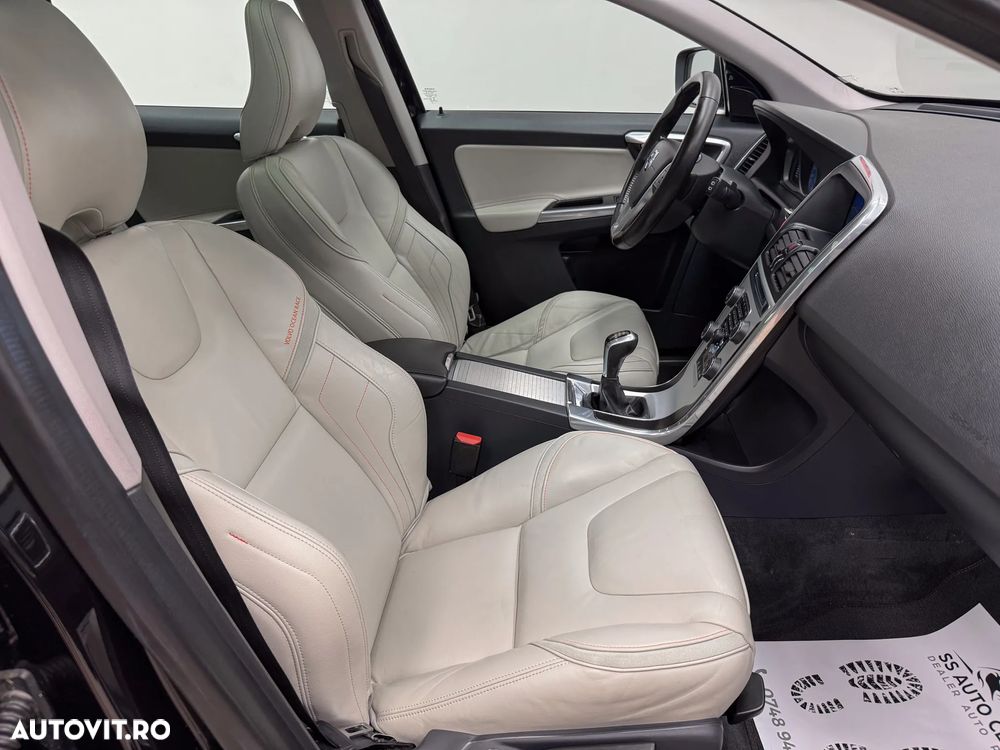 Volvo XC 60 D3 Ocean Race - 17