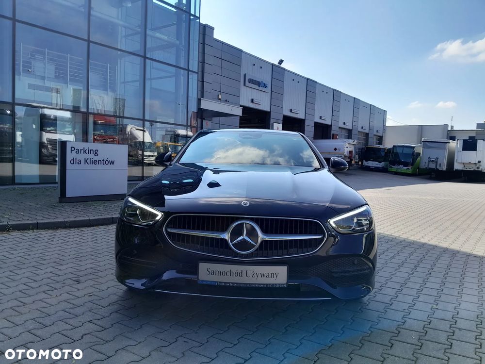 Mercedes-Benz Klasa C 180 9G-TRONIC - 9