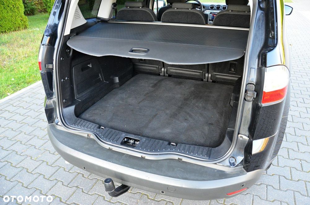 Ford S-Max - 35