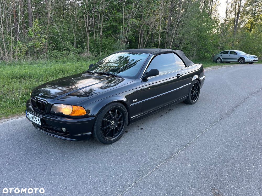 BMW Seria 3 323i - 3