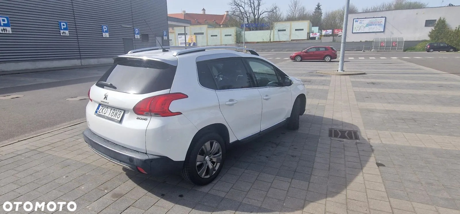 Peugeot 2008 1.6 VTi Allure - 22