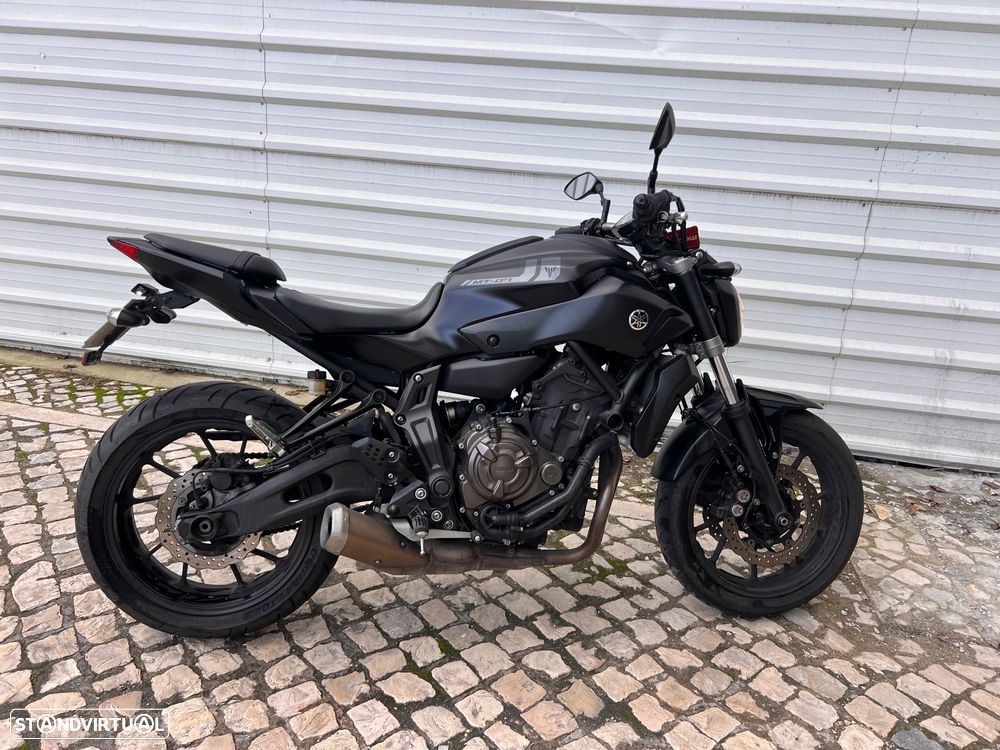 Yamaha MT-07 RM 17 - 9