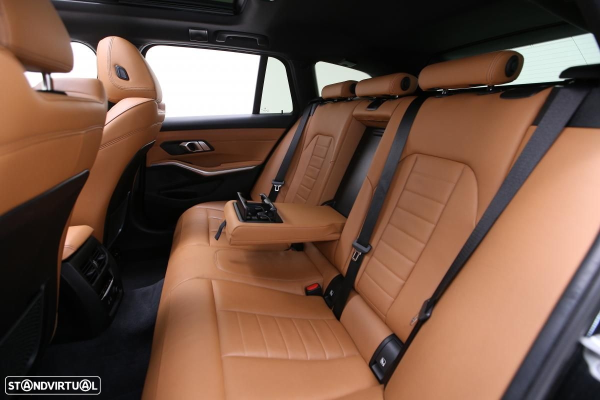 BMW 320 d Touring Pack M Auto - 13