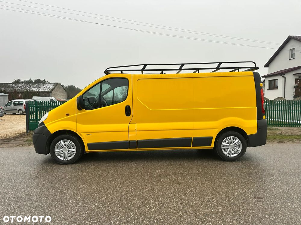 Opel Vivaro - 2