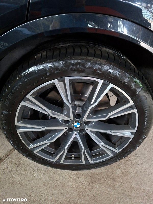 BMW X7 - 18