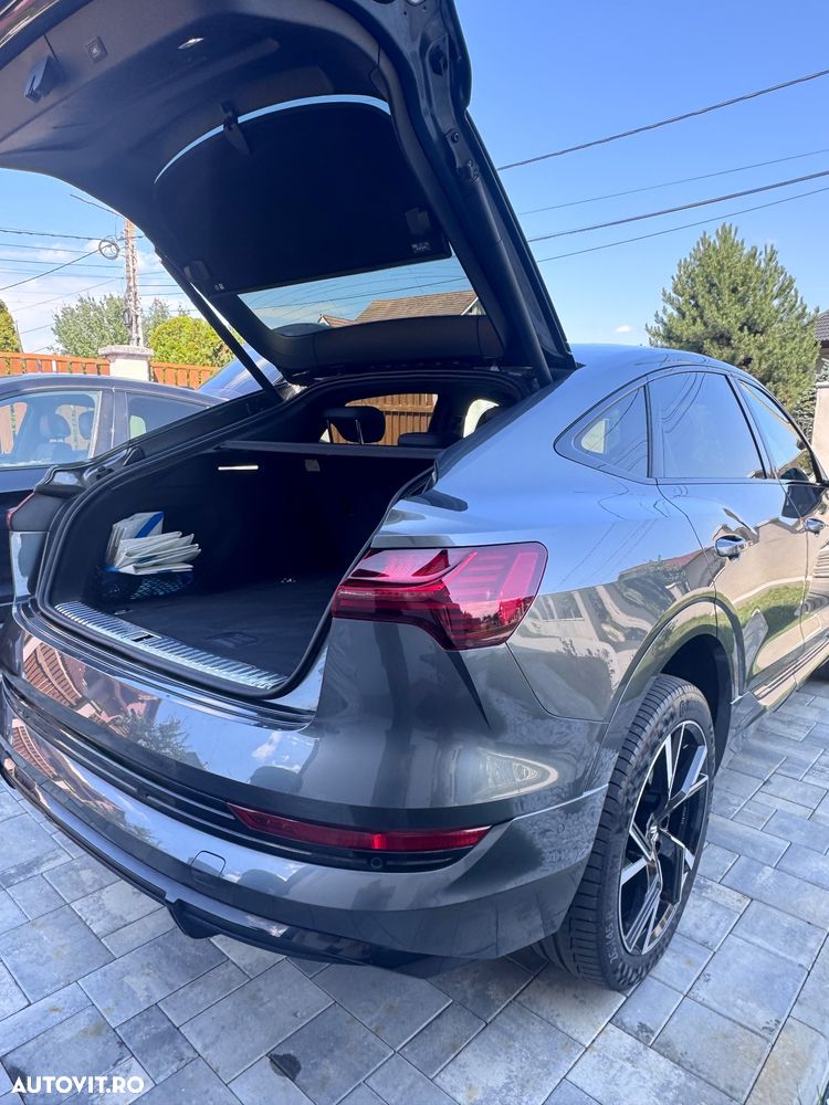 Audi e-tron - 26