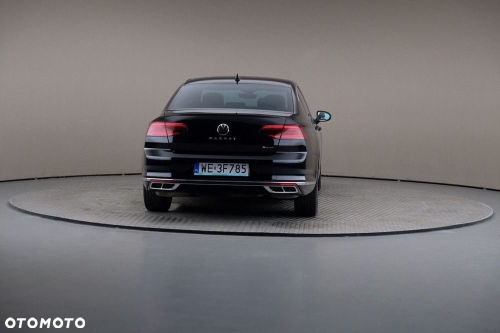 Volkswagen Passat - 5
