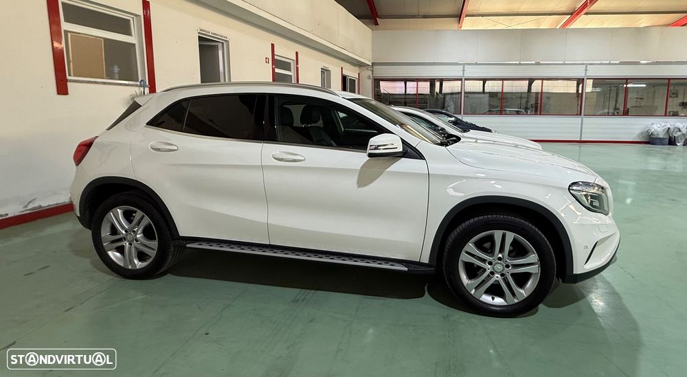 Mercedes-Benz GLA 180 (CDI) d 7G-DCT Urban - 18