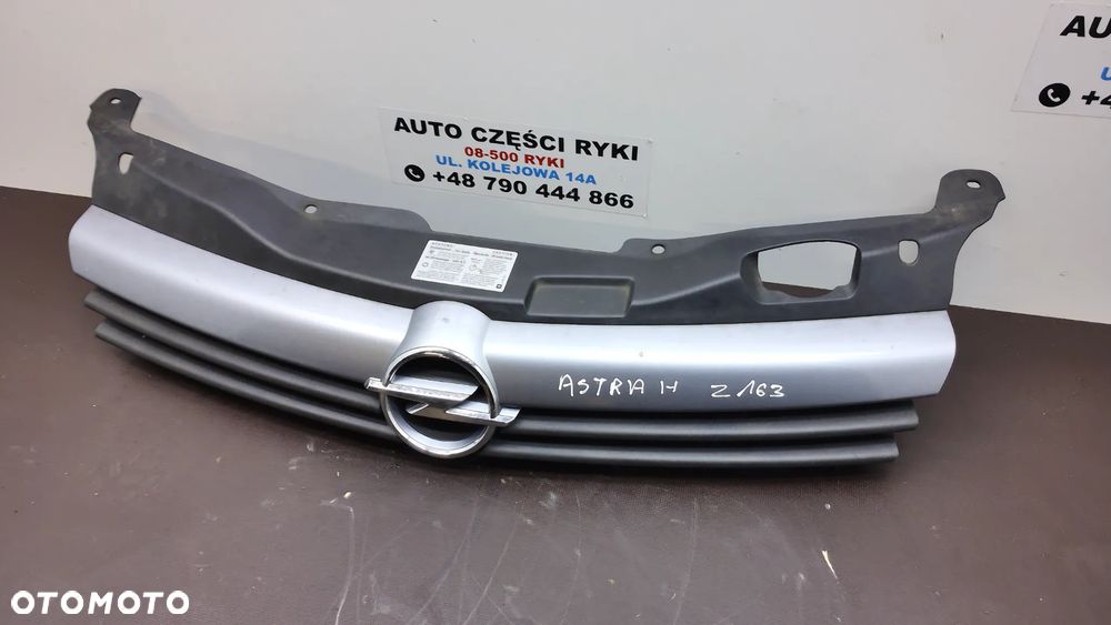 Opel Astra H Grill Atrapa Z163  Z20R - 7