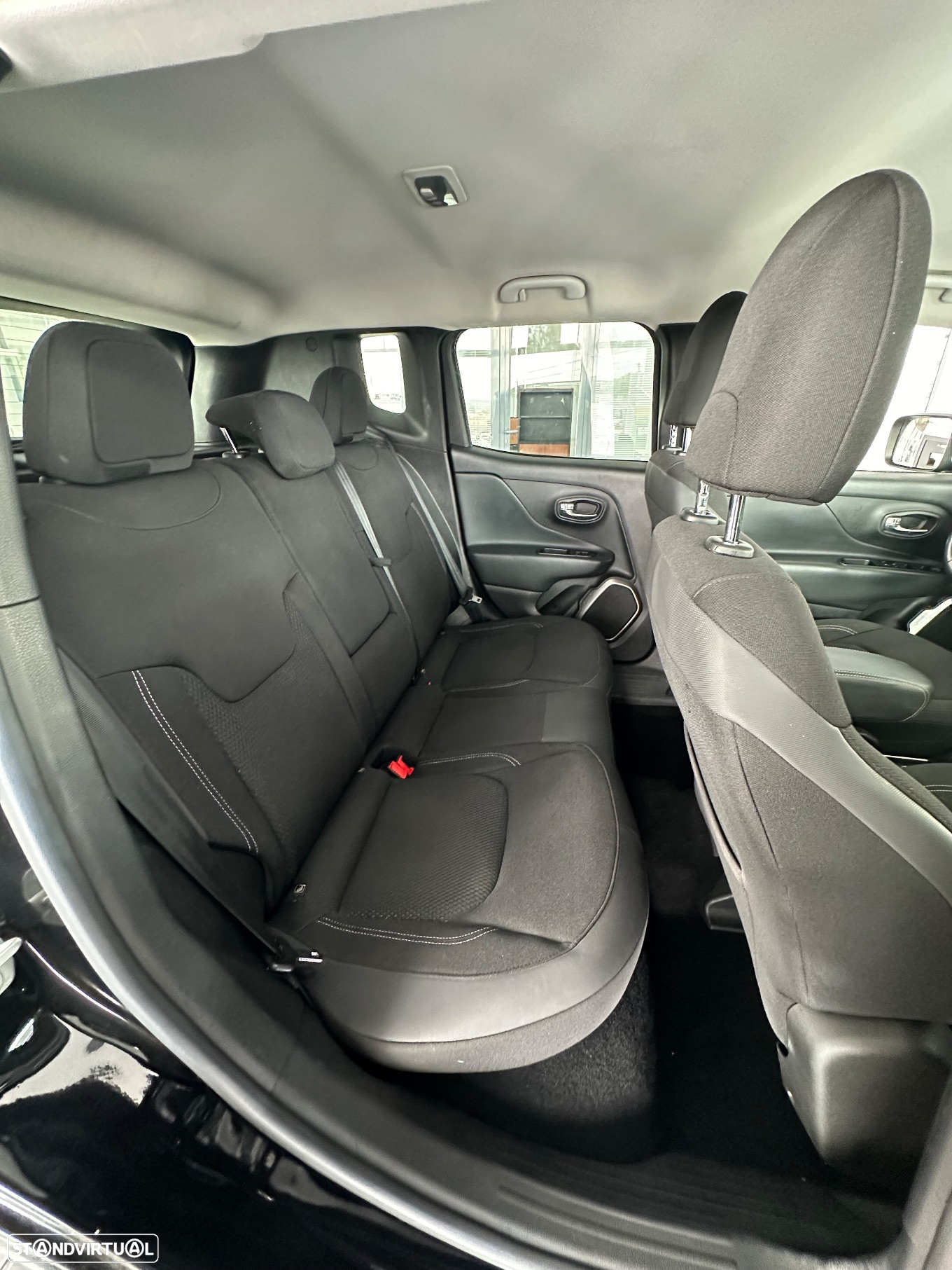 Jeep Renegade 1.6 MJD Limited - 18