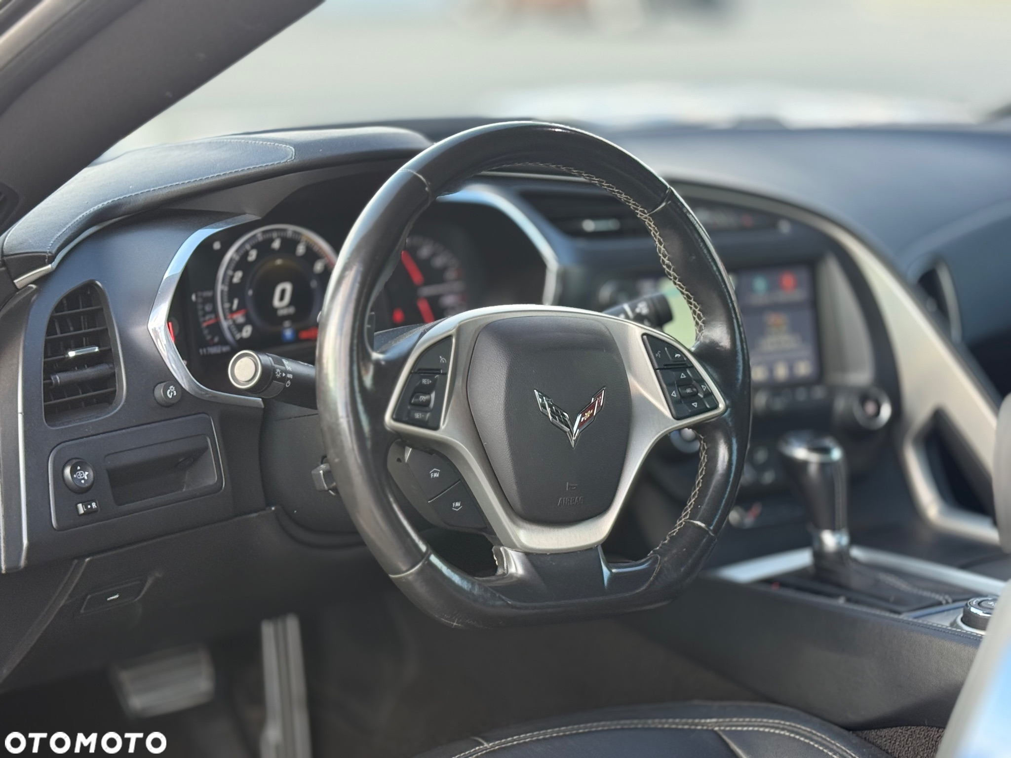 Chevrolet Corvette - 9