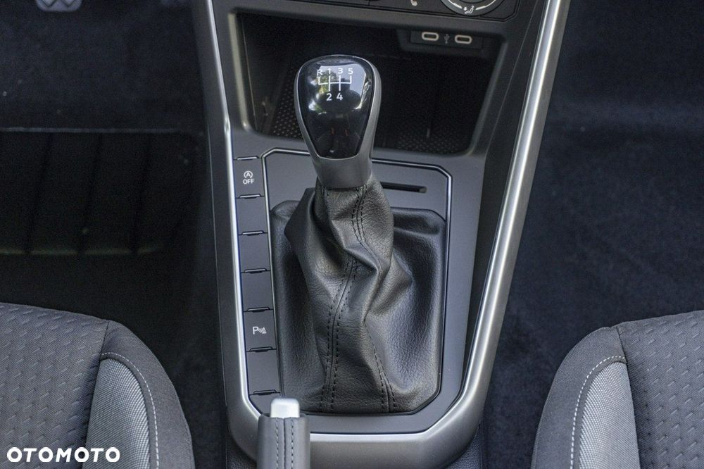 Volkswagen Polo - 23