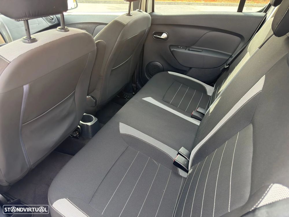 Dacia Sandero 0.9 TCe Stepway - 10