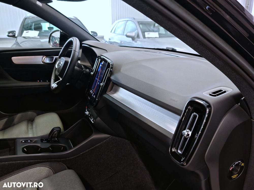 Volvo XC 40 T4 Recharge DKG Core - 26