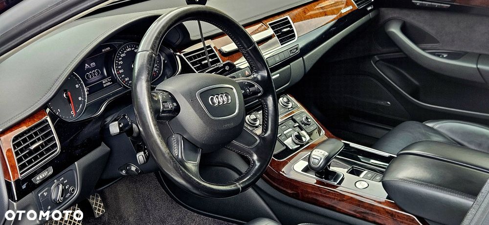 Audi A8 - 7